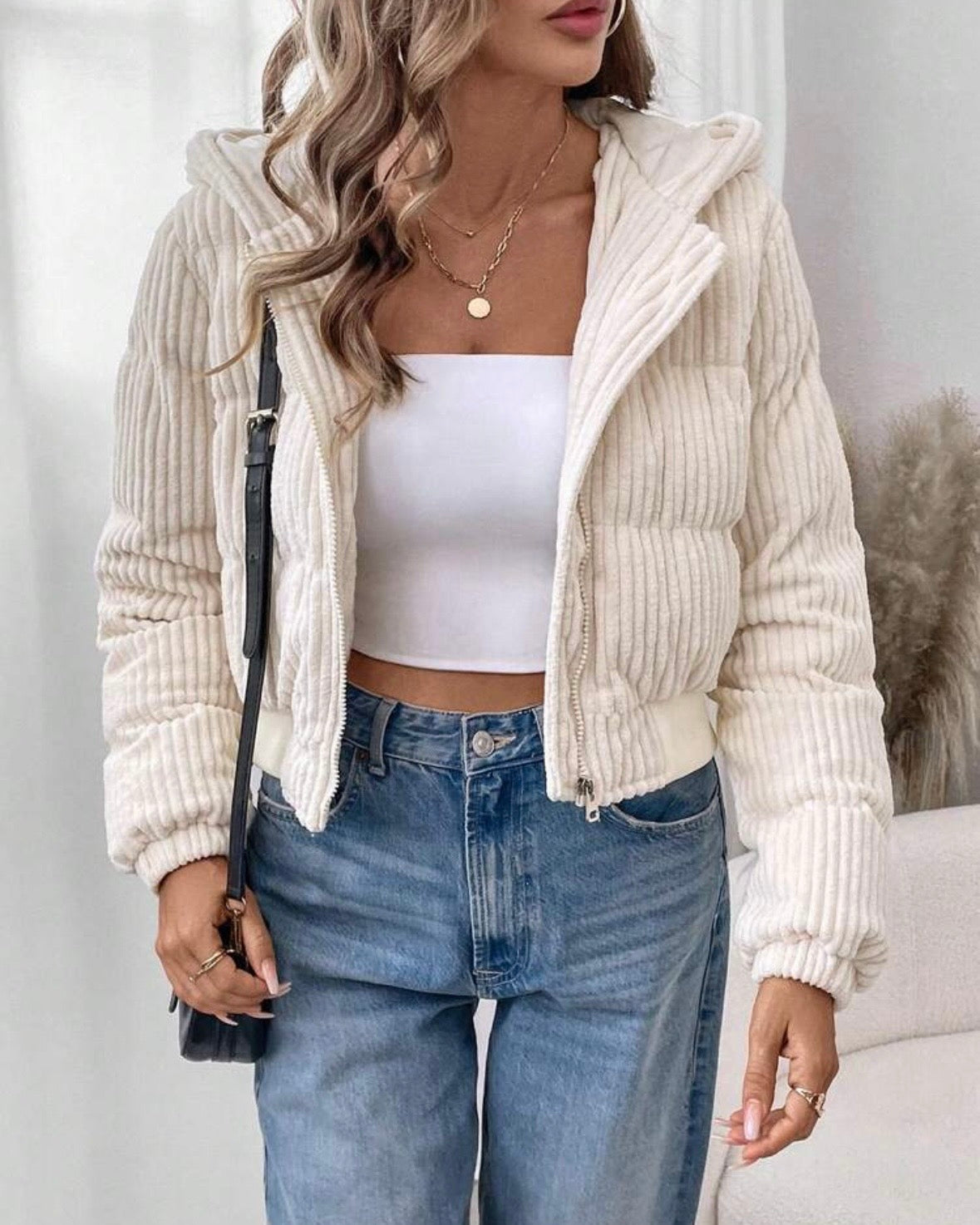 VELVET HUG – Giacca Corta con Cappuccio e Zip