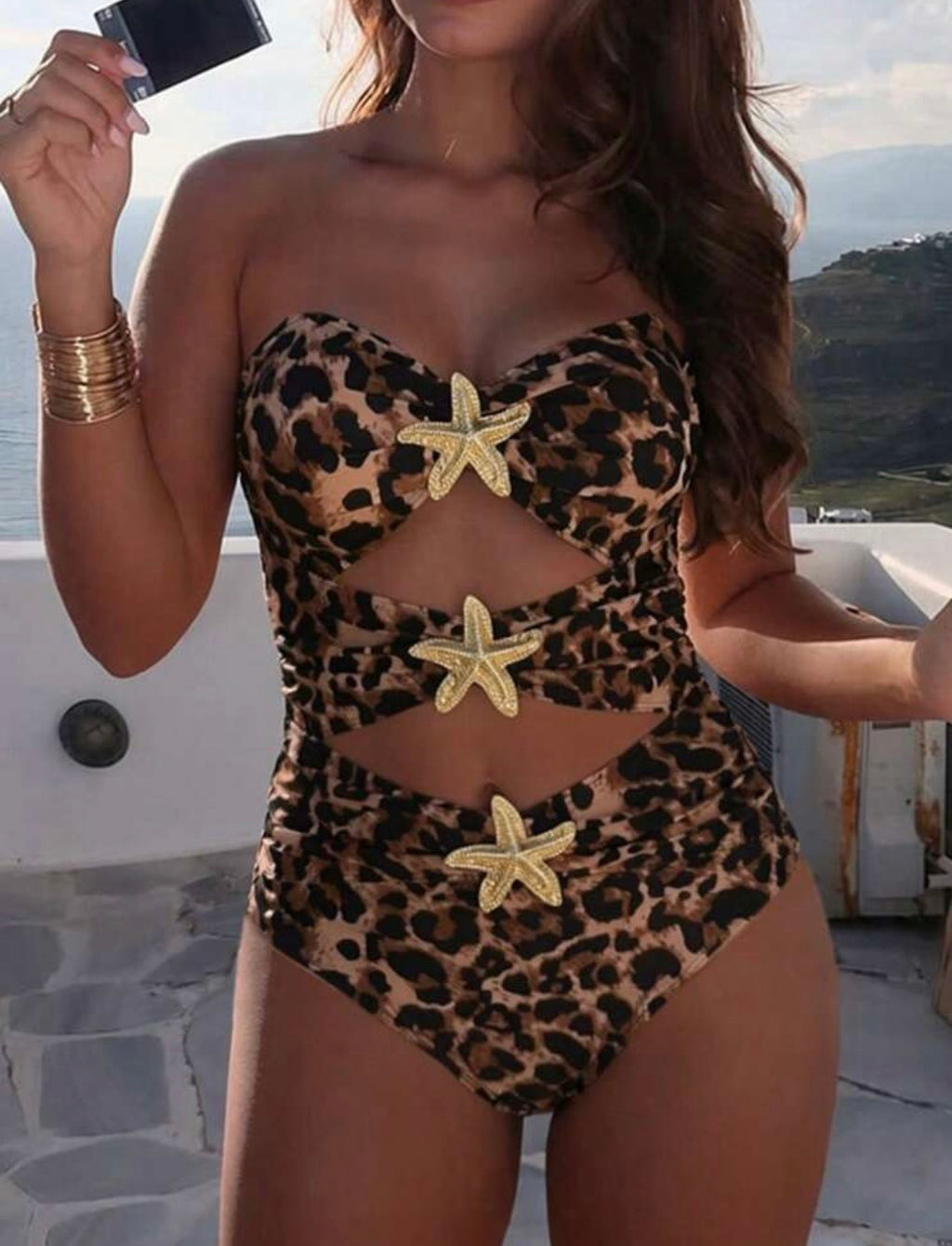 VENERE costume intero leopardato selfie dettaglio stelle