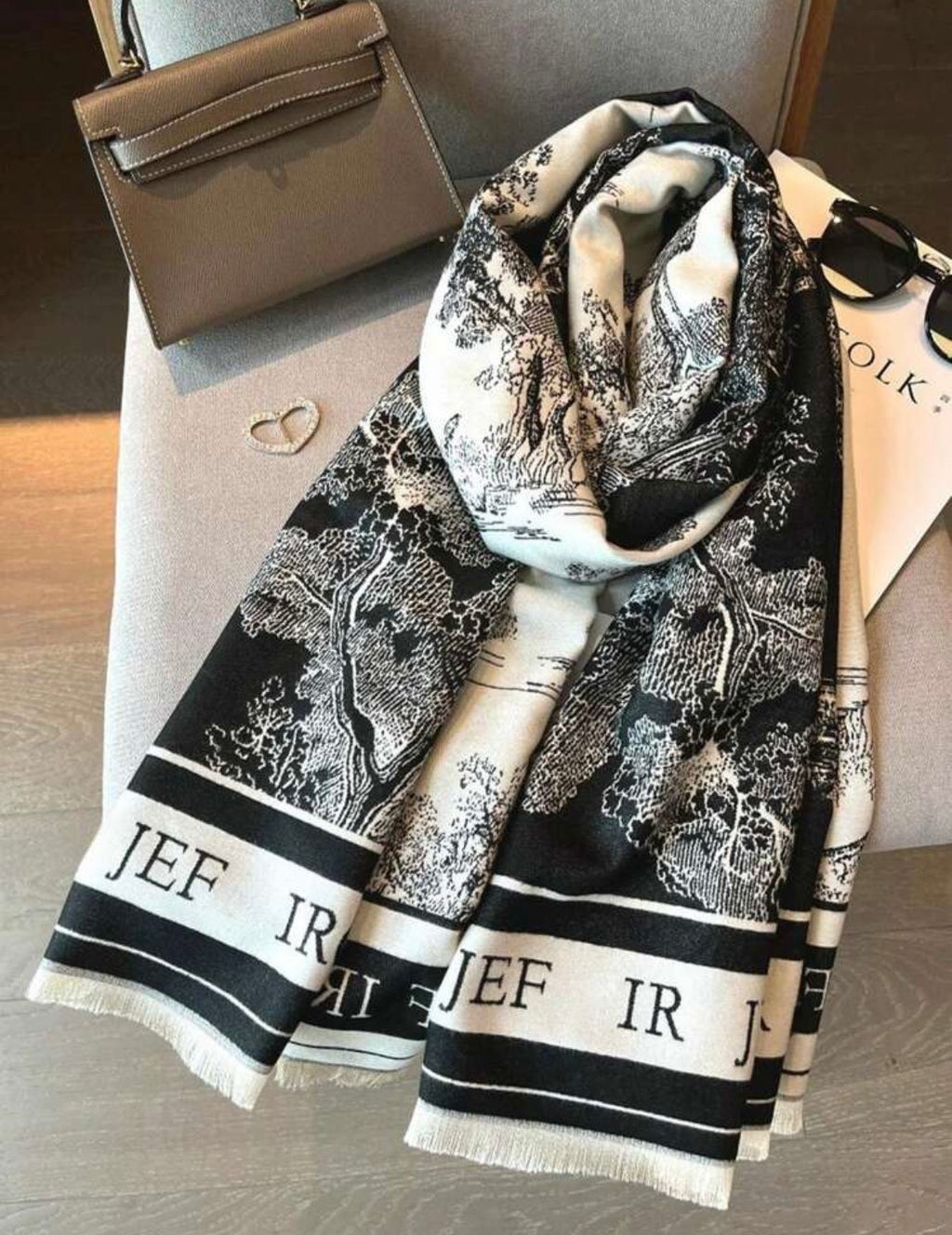 TOILE DE PARIS – Sciarpa Fantasia Black & White